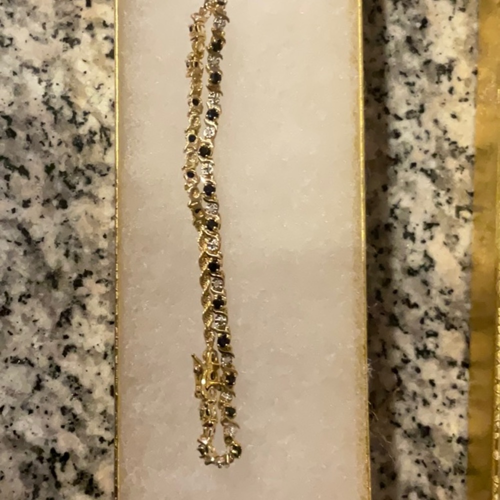 10k yg Diamond and Sapphire bracelet with 1 in extender